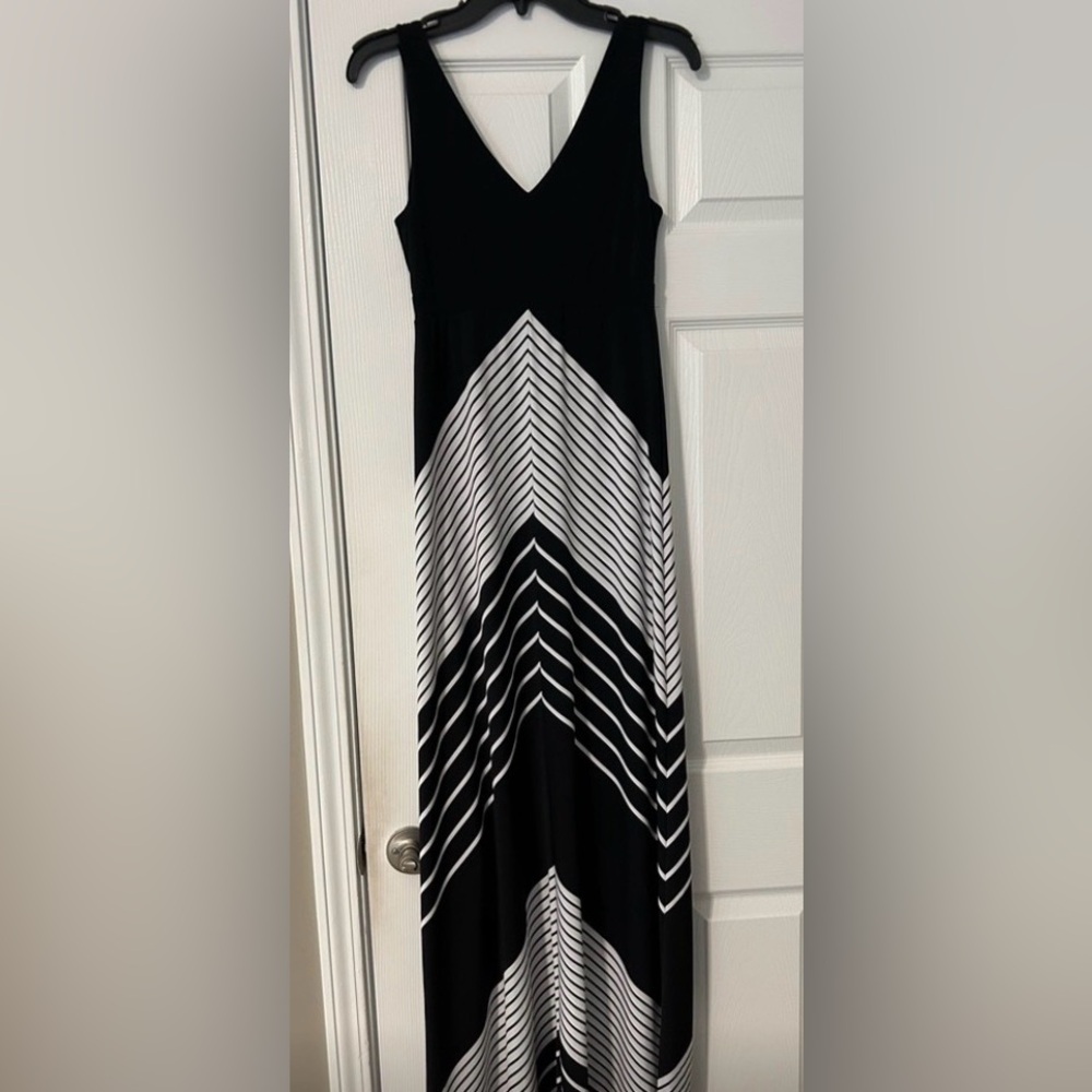 Maurices Black and White Chevron Maxi Dress